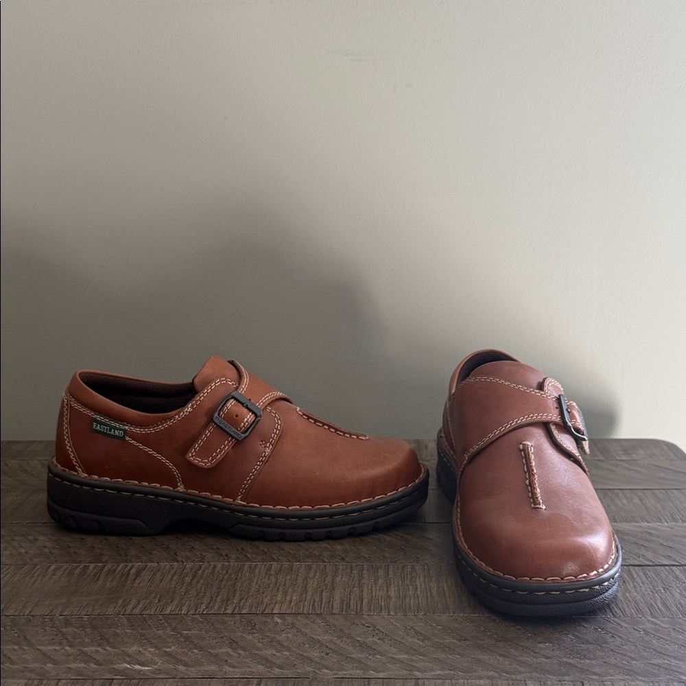 Eastland Syracuse Slip-On Loafer in Tan: 8